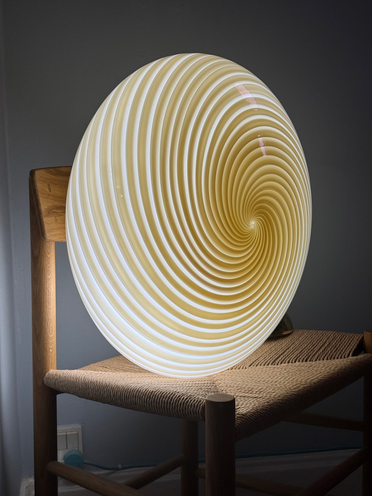 Gul vintage Murano 48cm klokkeformet pendel