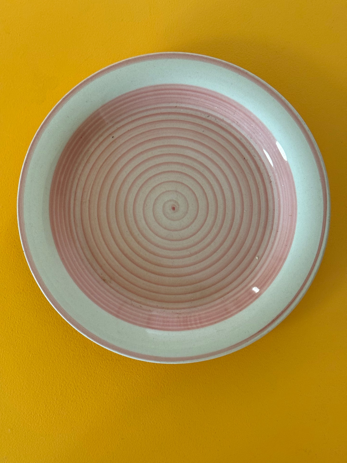 Swirl frokosttallerkener fra Italien