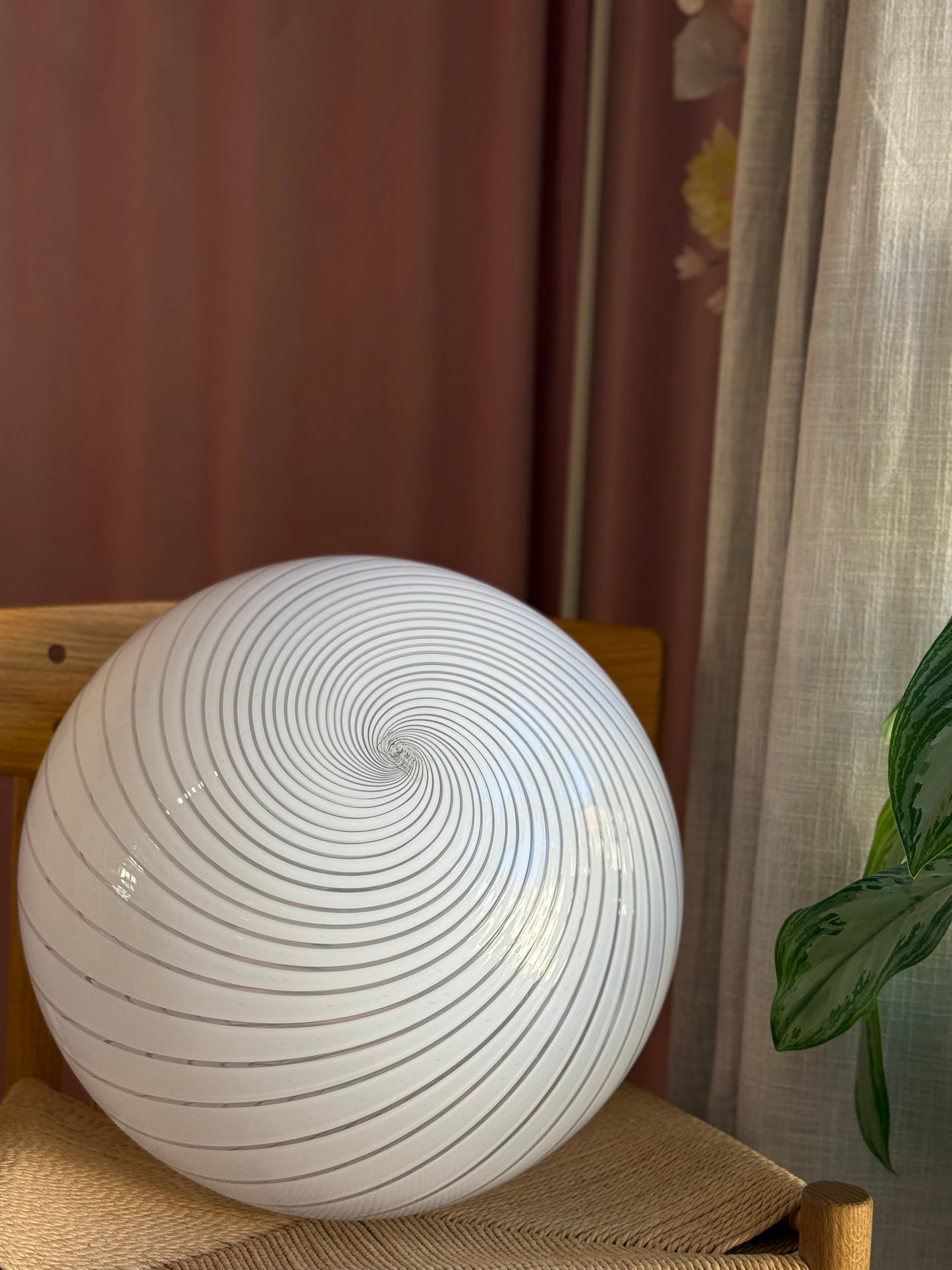 Vintage murano oval pendel 40cm hvid swirl