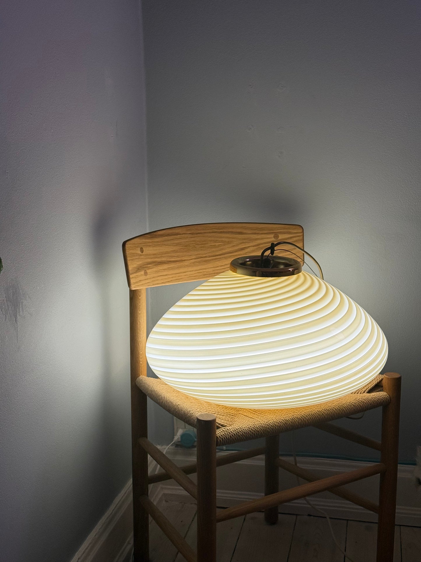 Gul vintage Murano 48cm klokkeformet pendel