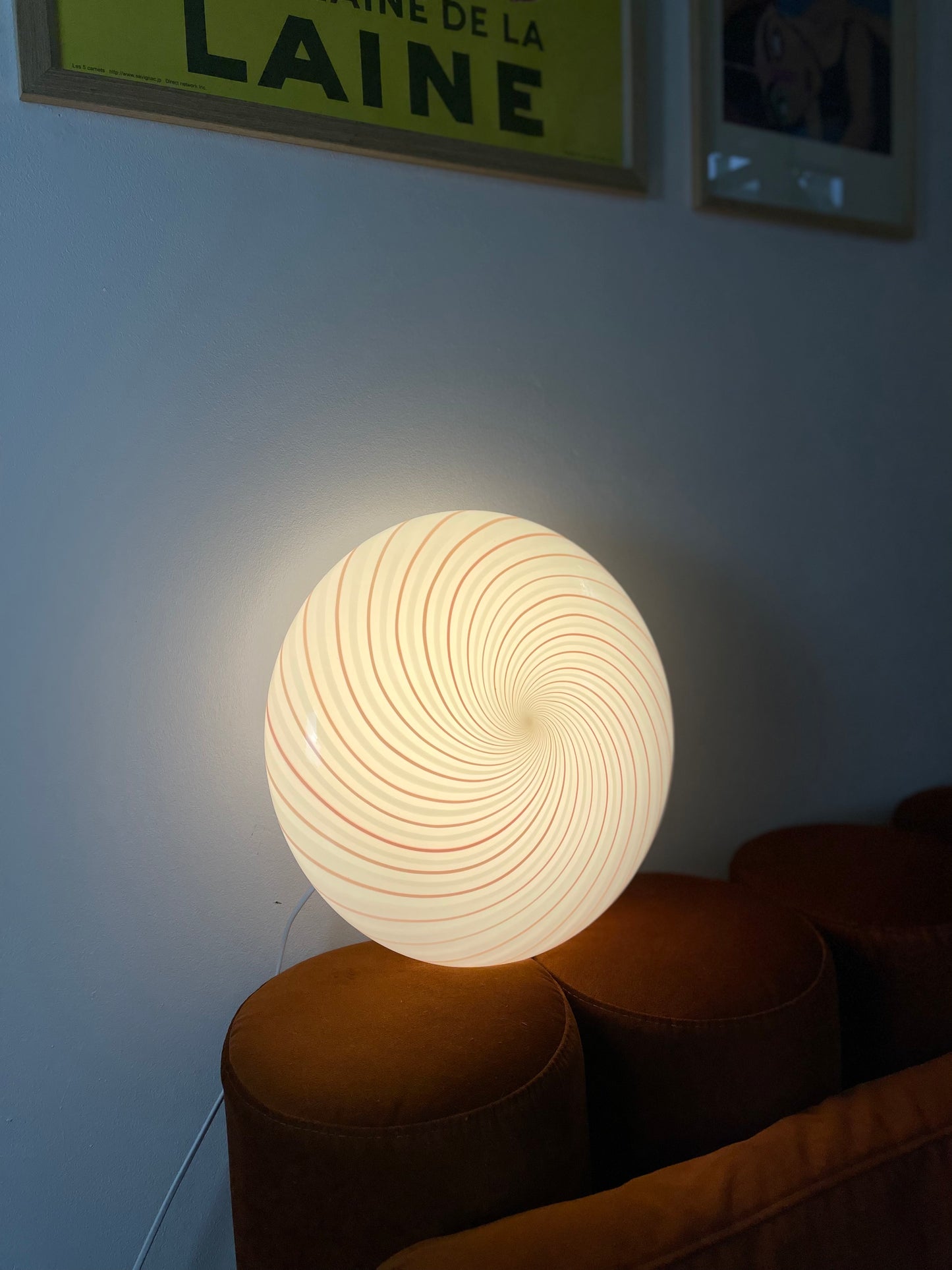 Vintage Murano væglampe med lyserødt swirl 36cm