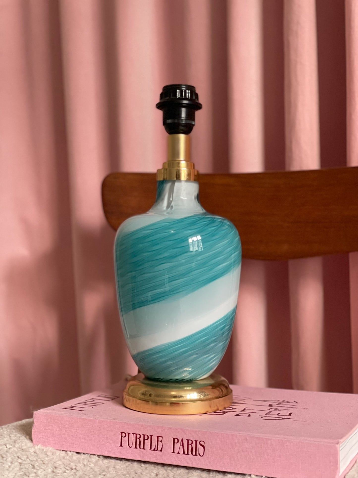 Murano bordlampe med blåt swirl