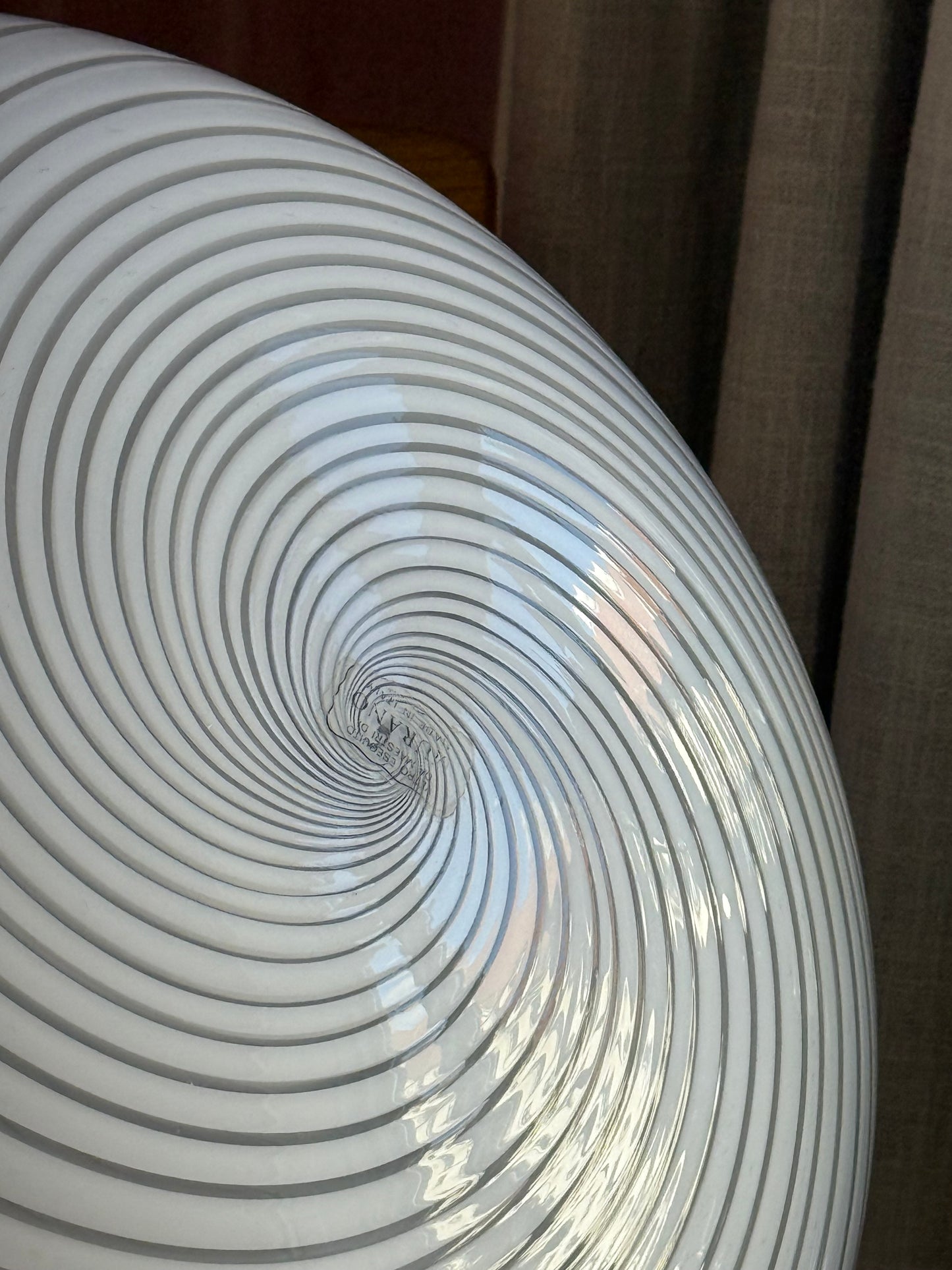 Vintage murano oval pendel 40cm hvid swirl