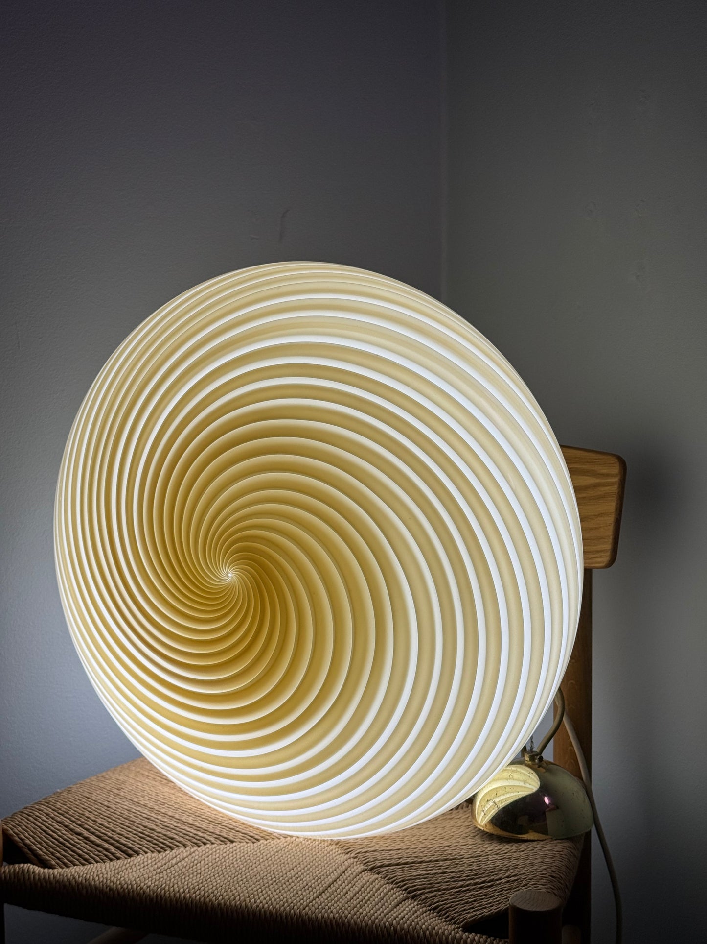 Gul vintage Murano 48cm klokkeformet pendel
