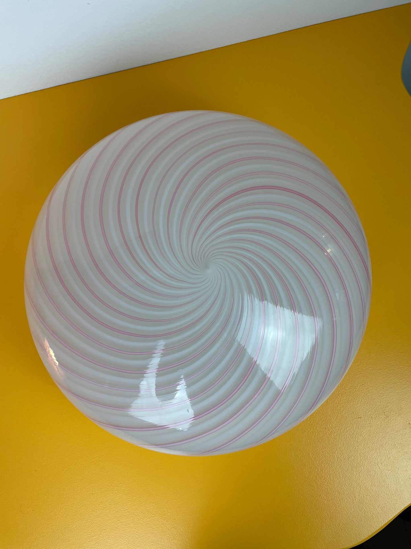 Vintage Murano væglampe med lyserødt swirl 36cm