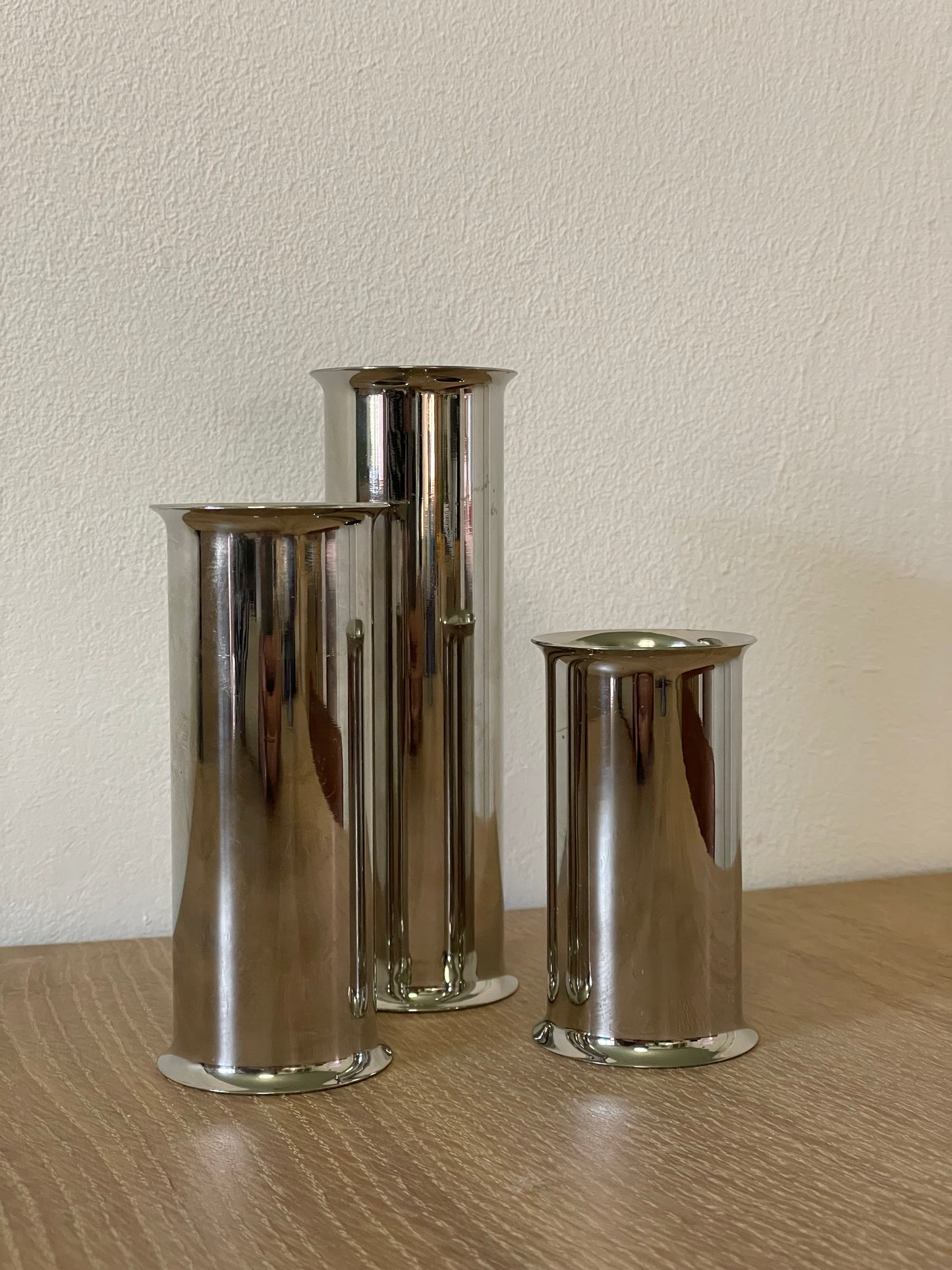 Vases or teapots in chrome - set of 3