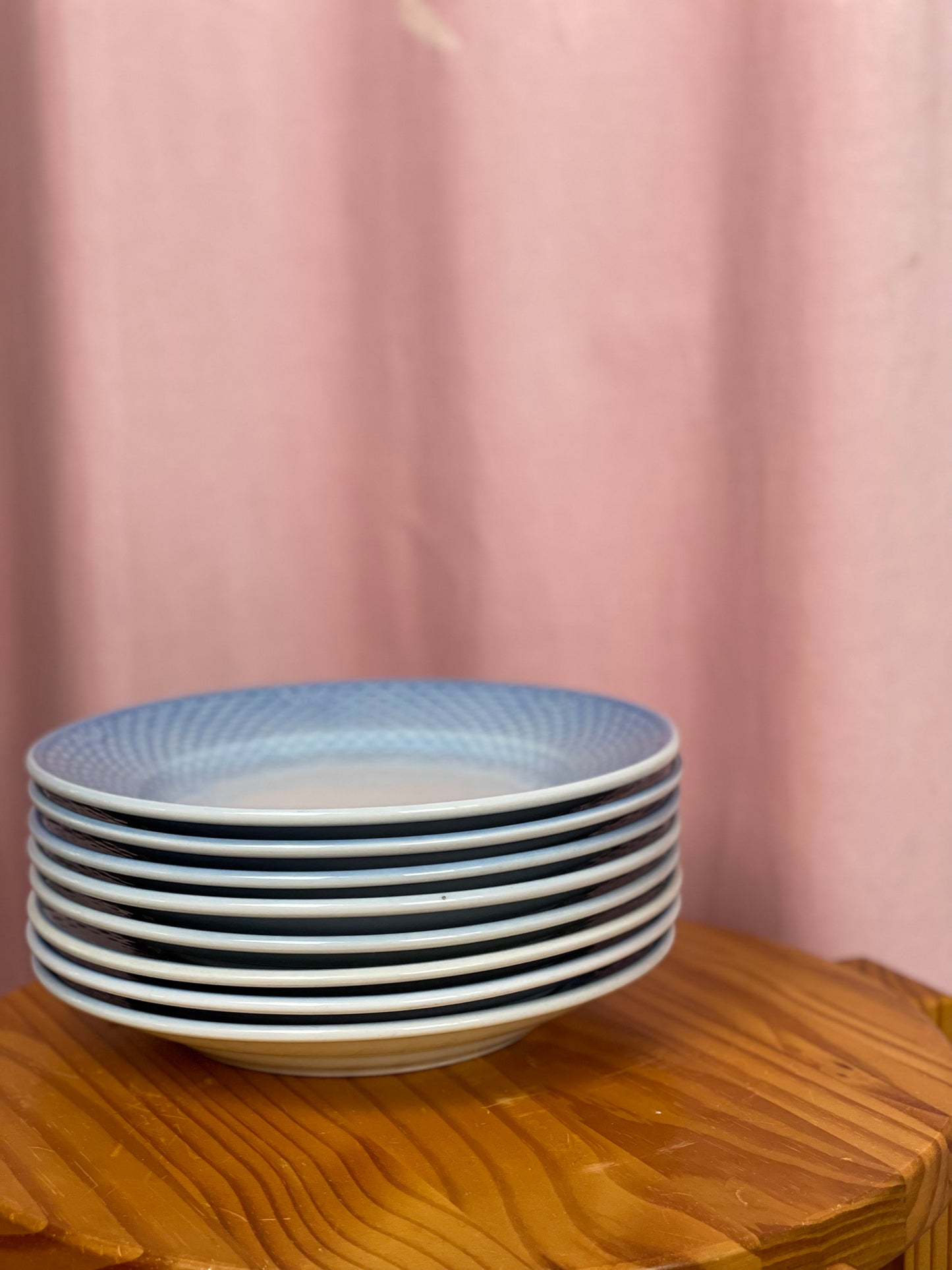 Blå tone store frokosttallerkener
