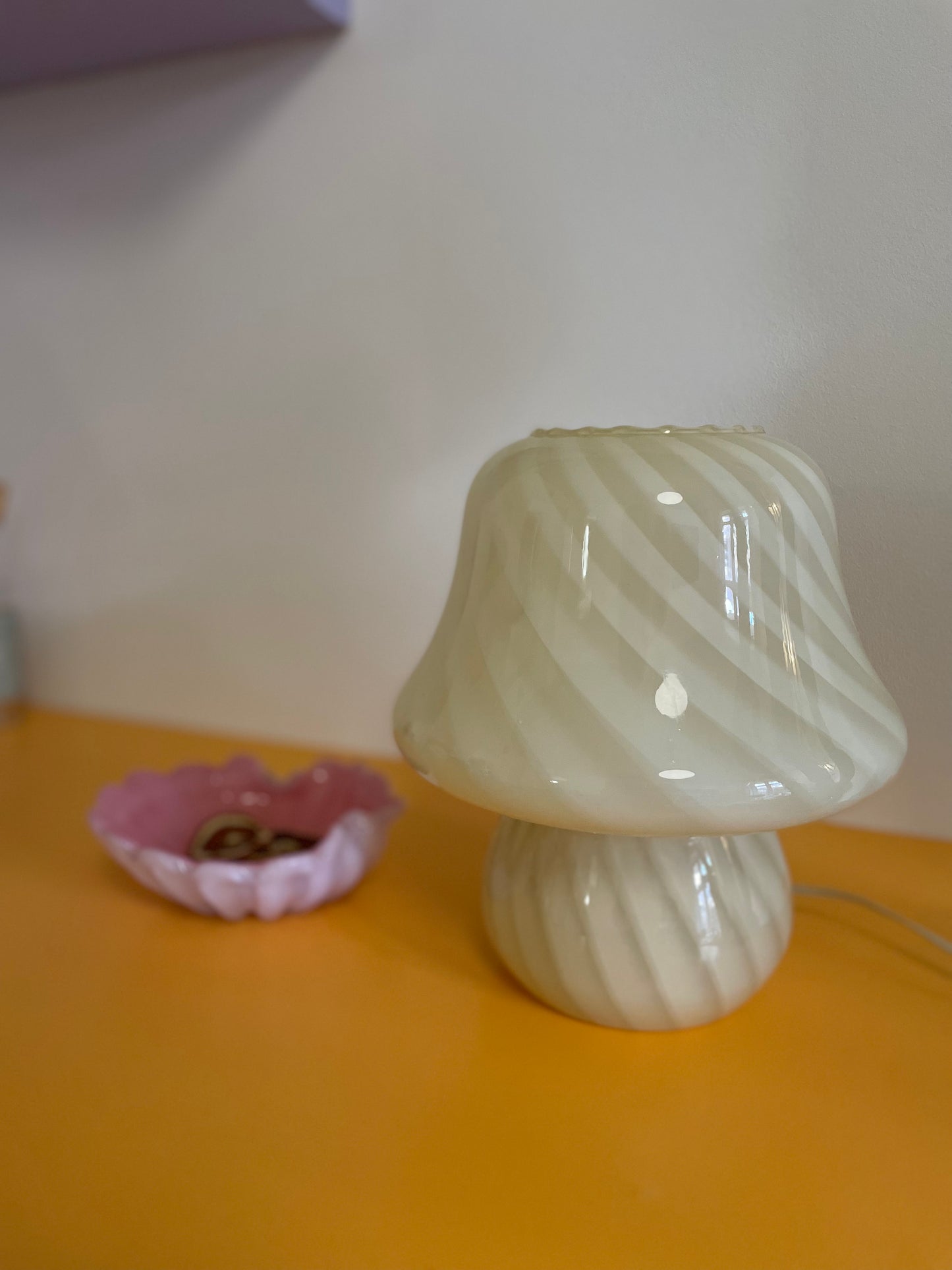 Vintage Murano yellow mushroom table lamp