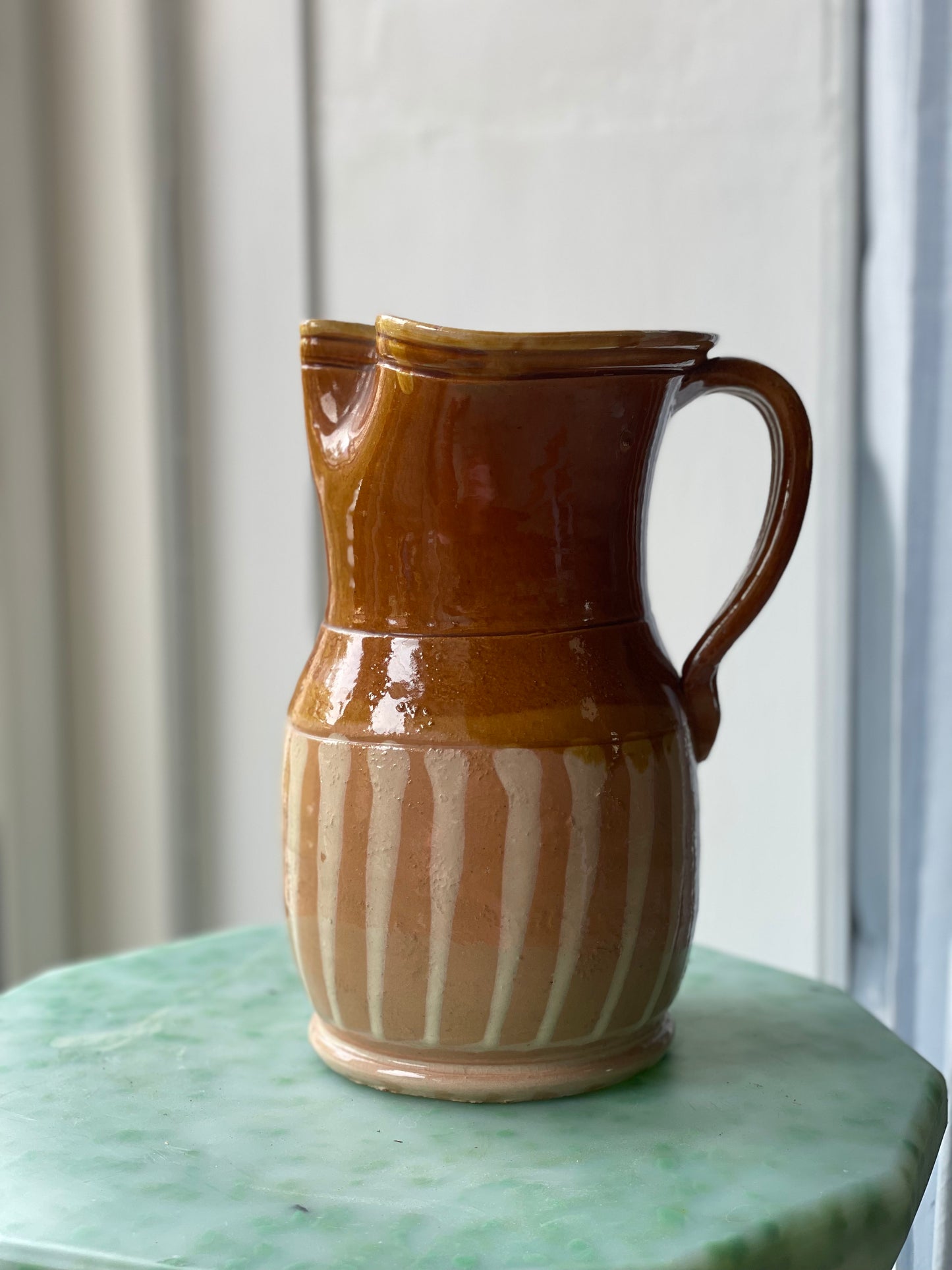 Earthenware jug 1.5 litres