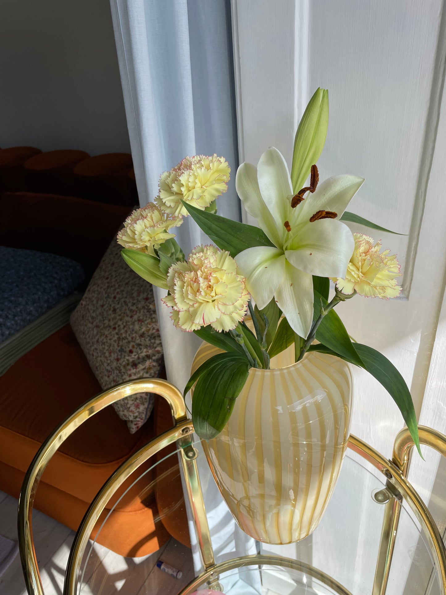 Gulstribet vintage Muranovase