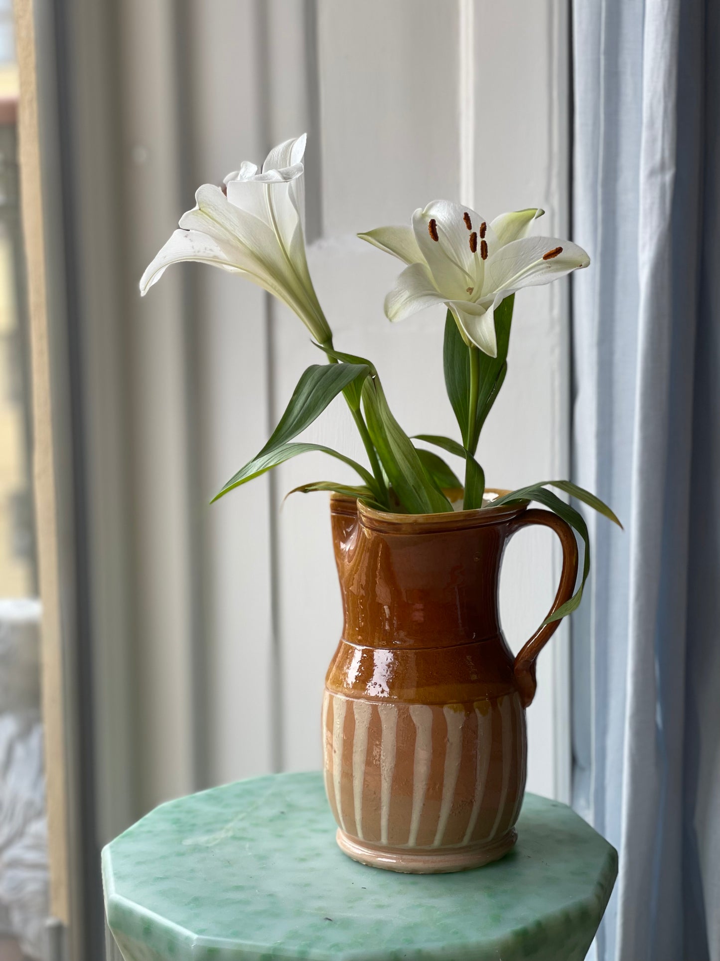 Earthenware jug 1.5 litres