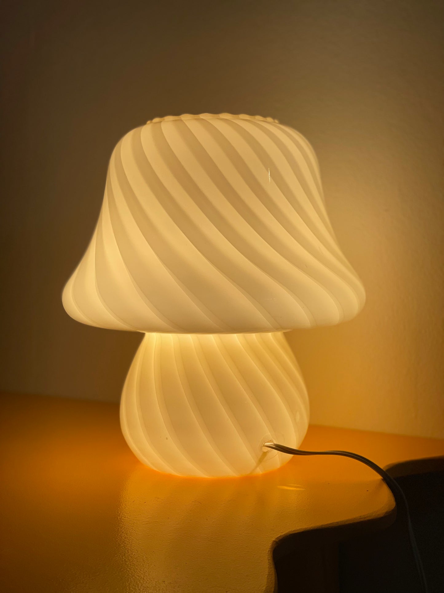 Vintage Murano yellow mushroom table lamp