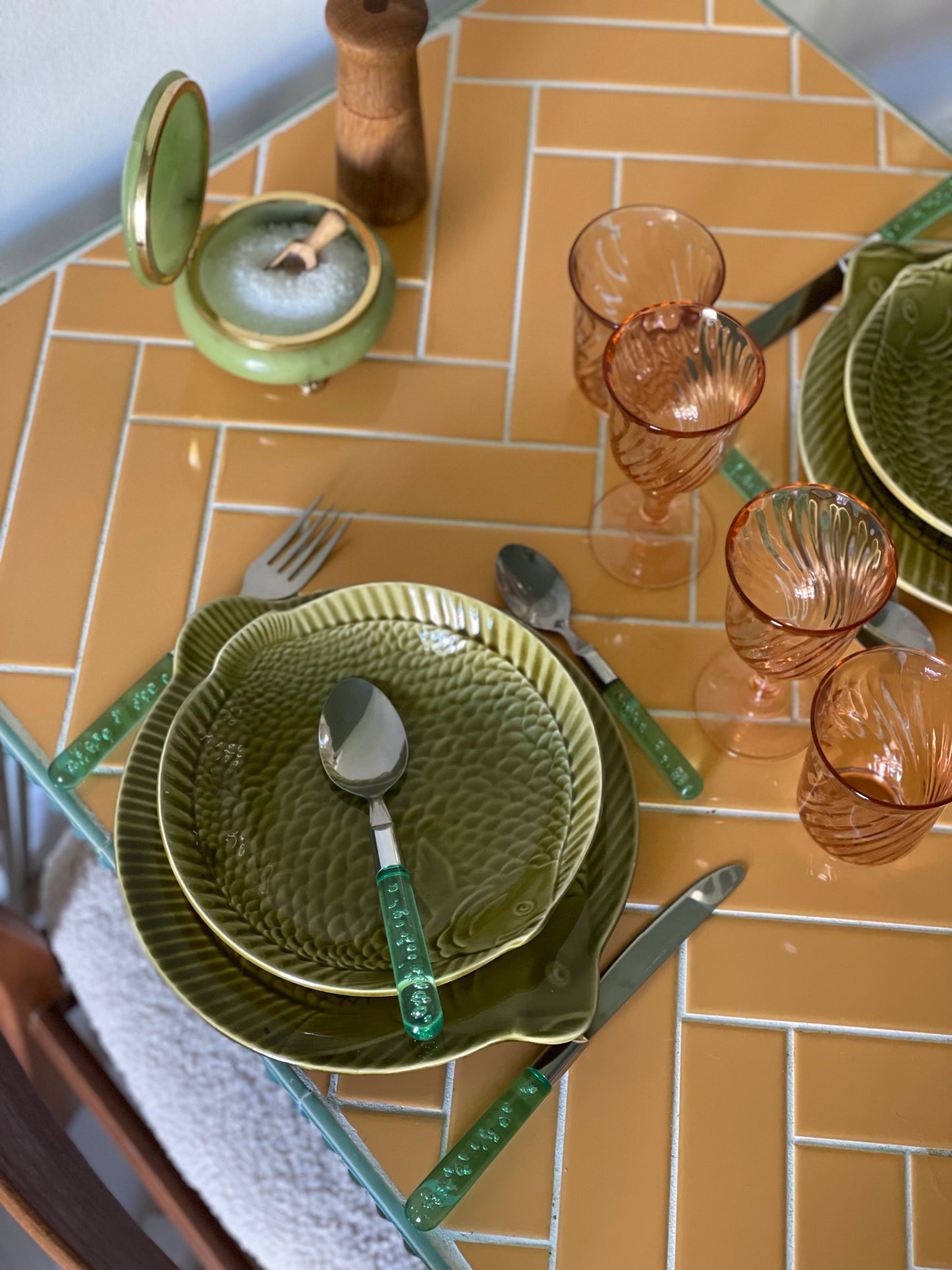 Bubble cutlery for 6 - green plastic