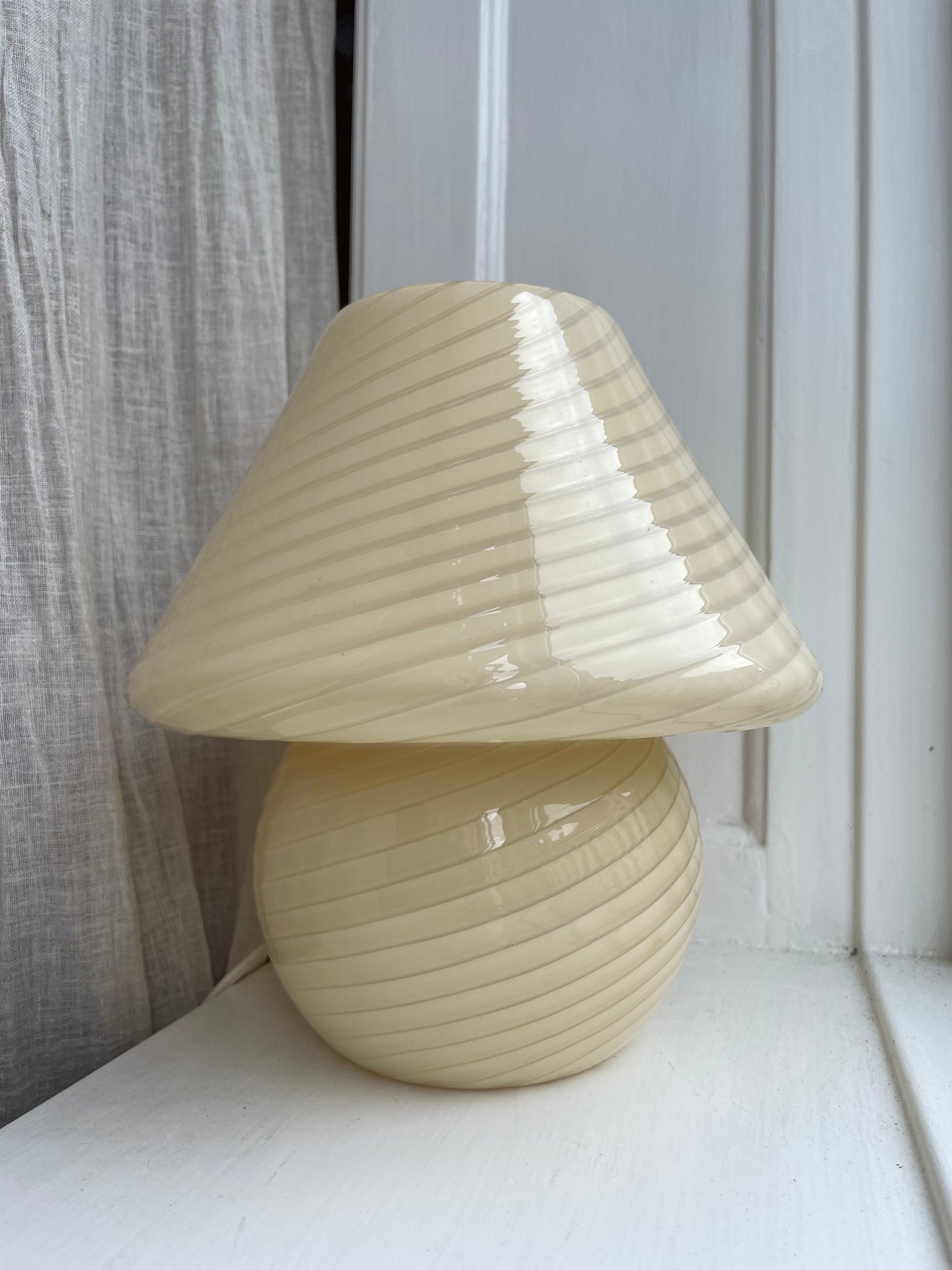 Gul vintage vetri Murano swirl mushroom