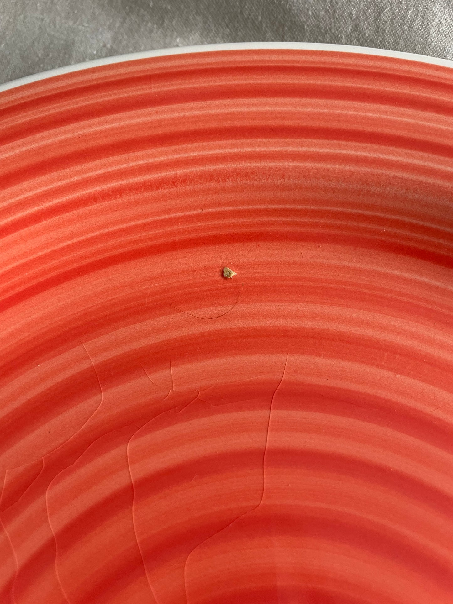 Swirl the dinner plate red