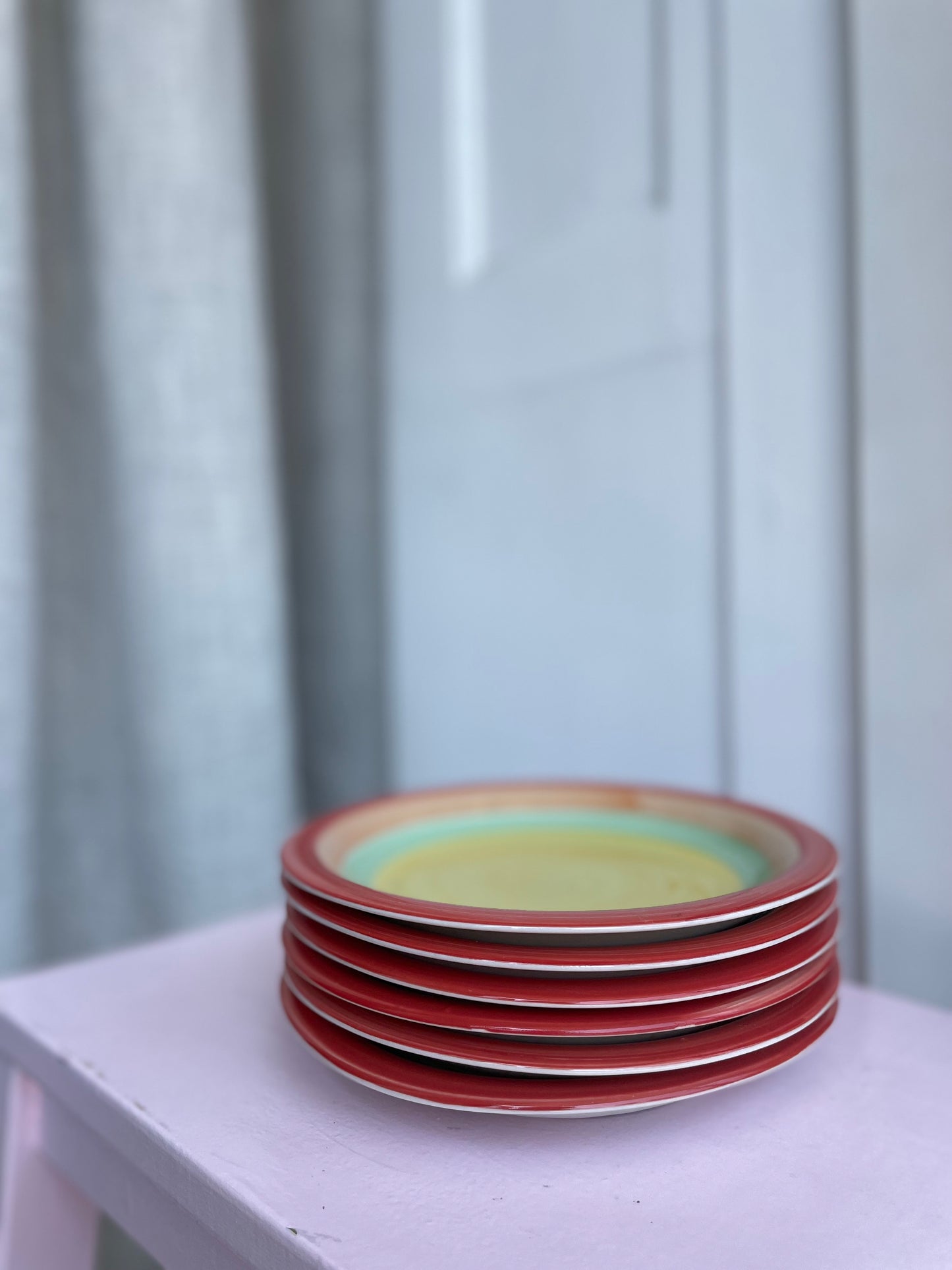 Striped cake or lunch plates