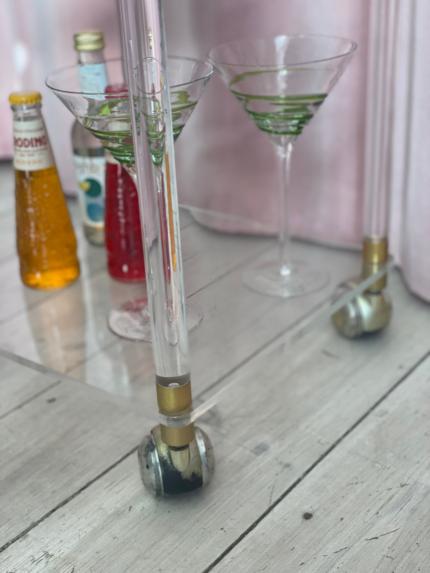 Plexiglas side table or bar table