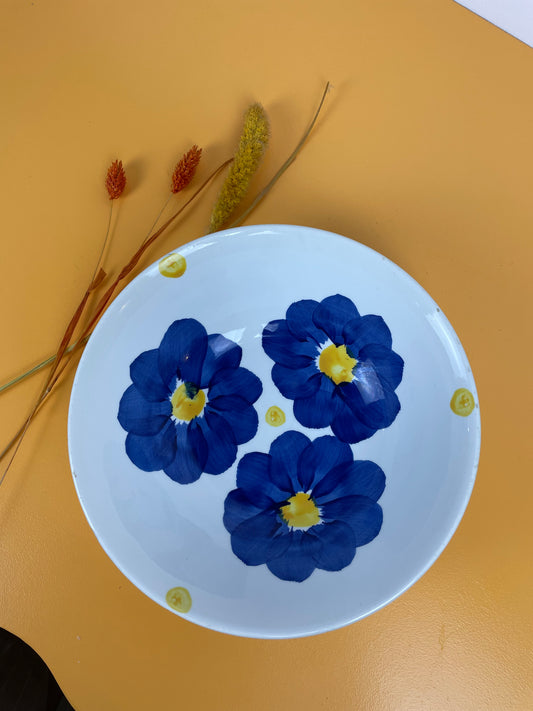 Blå-blomstret skål