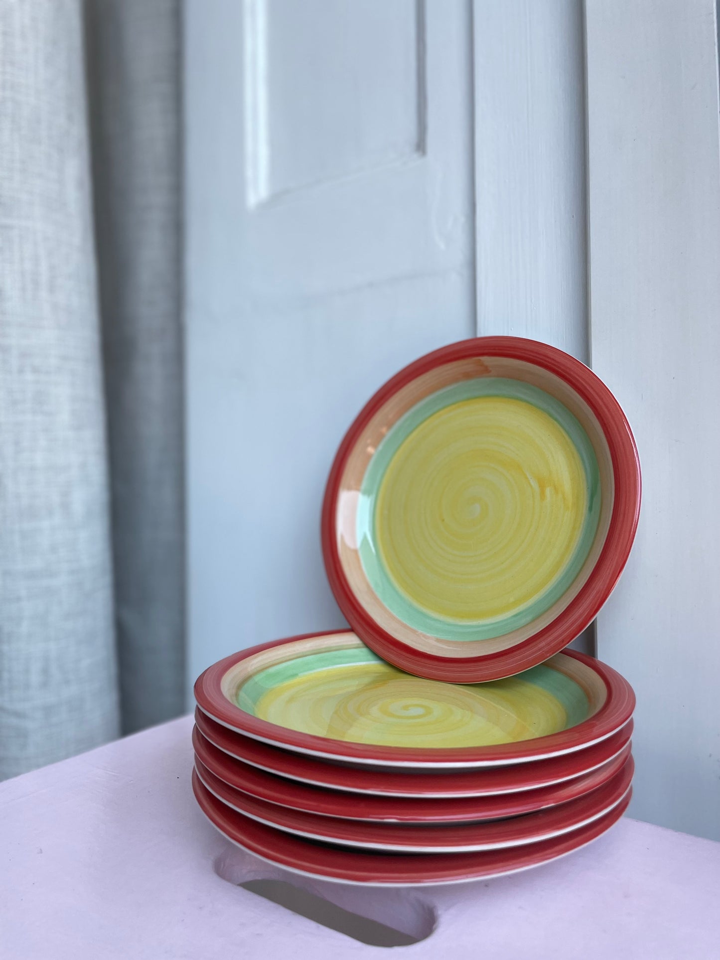 Striped cake or lunch plates