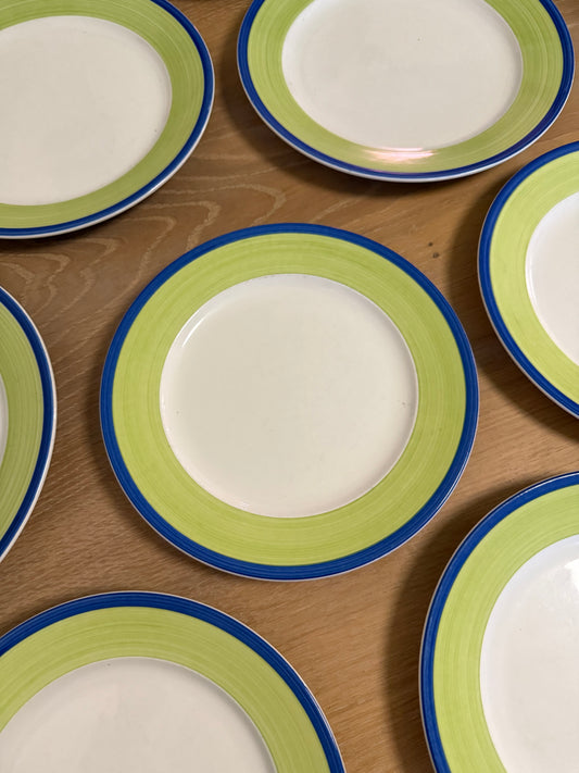 Frokost og middagstallerkener med grøn og blå kant