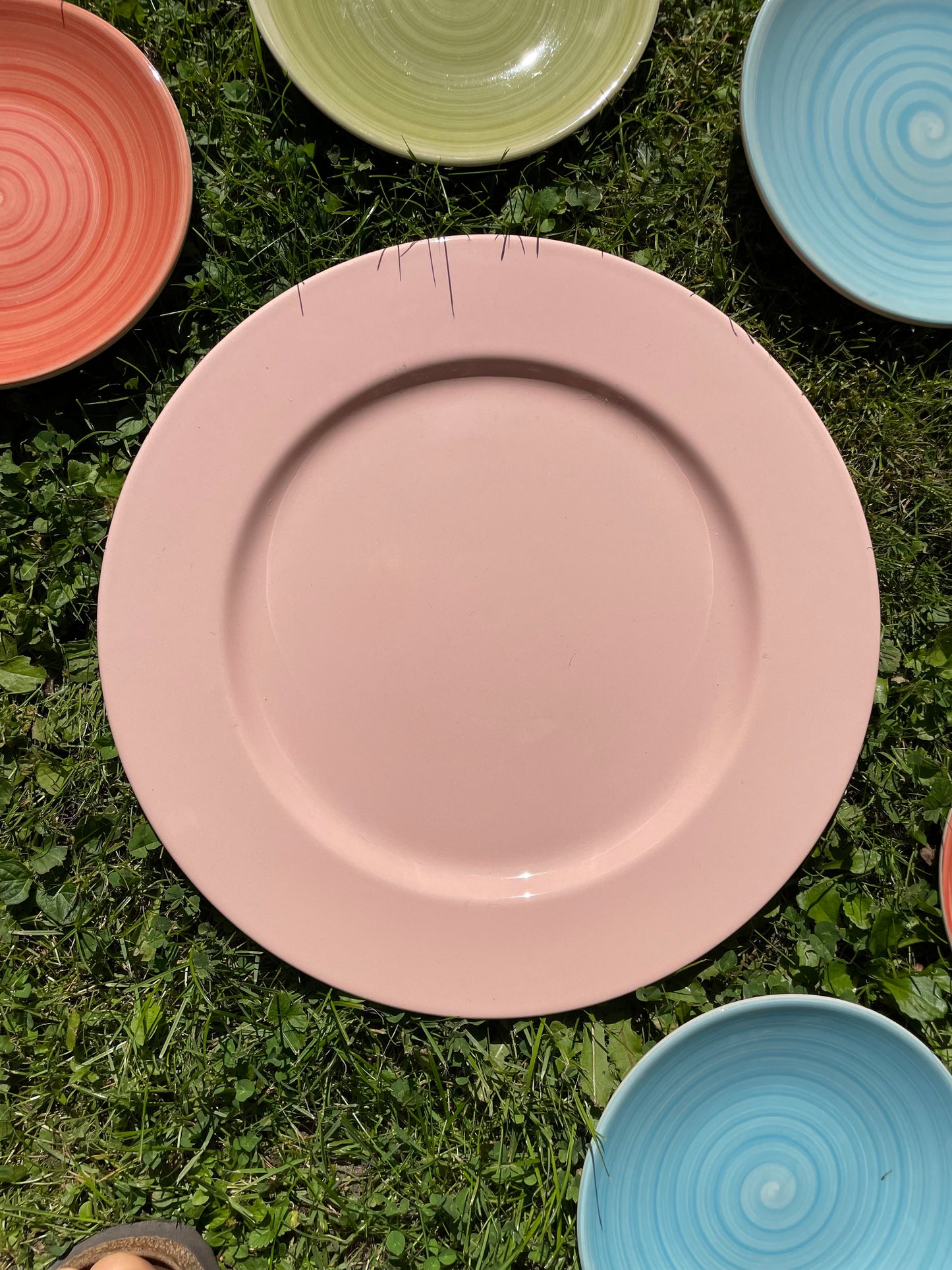 Light pink large plate