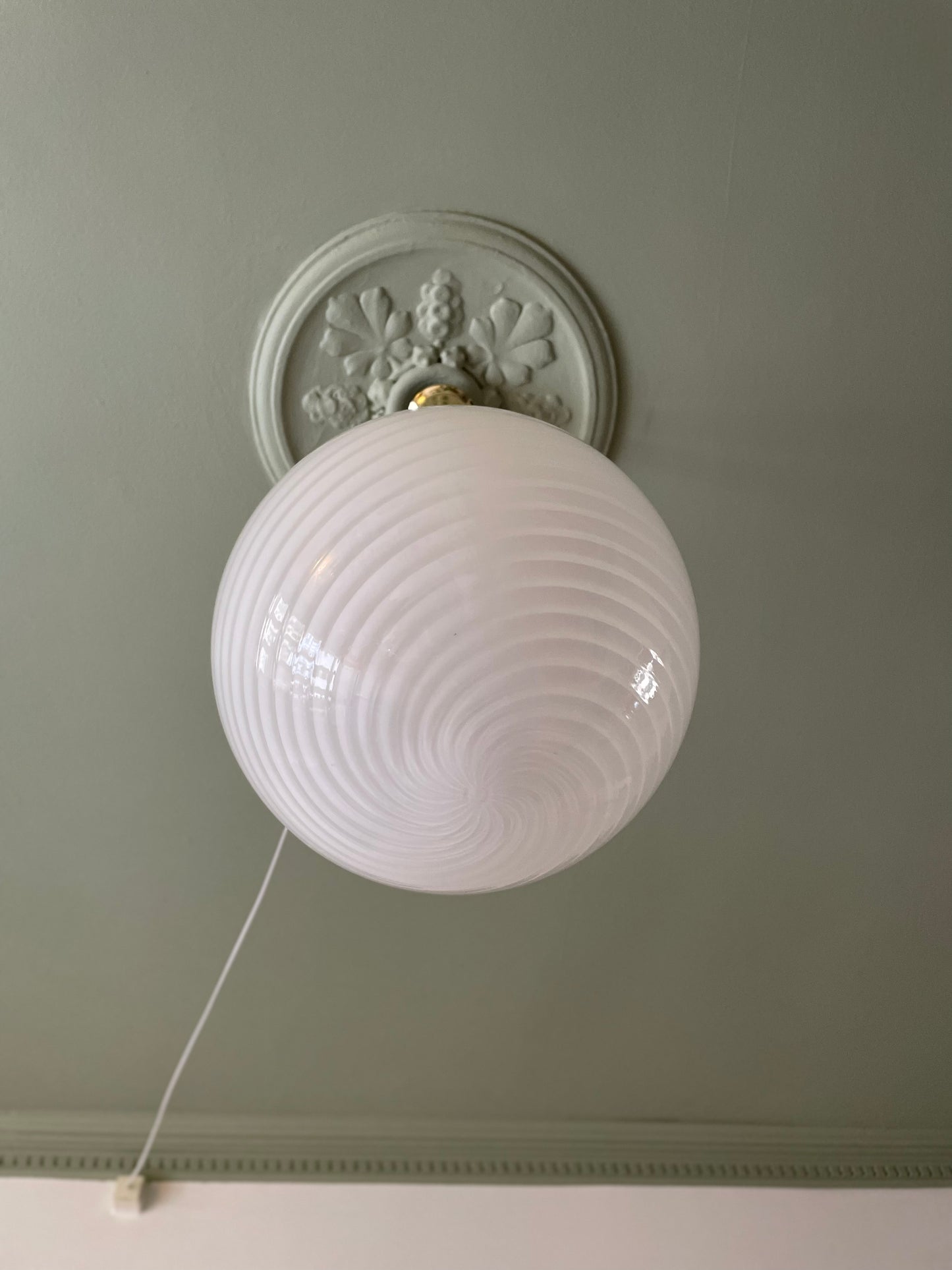 White swirl vintage Vetri Murano pendant light 35cm