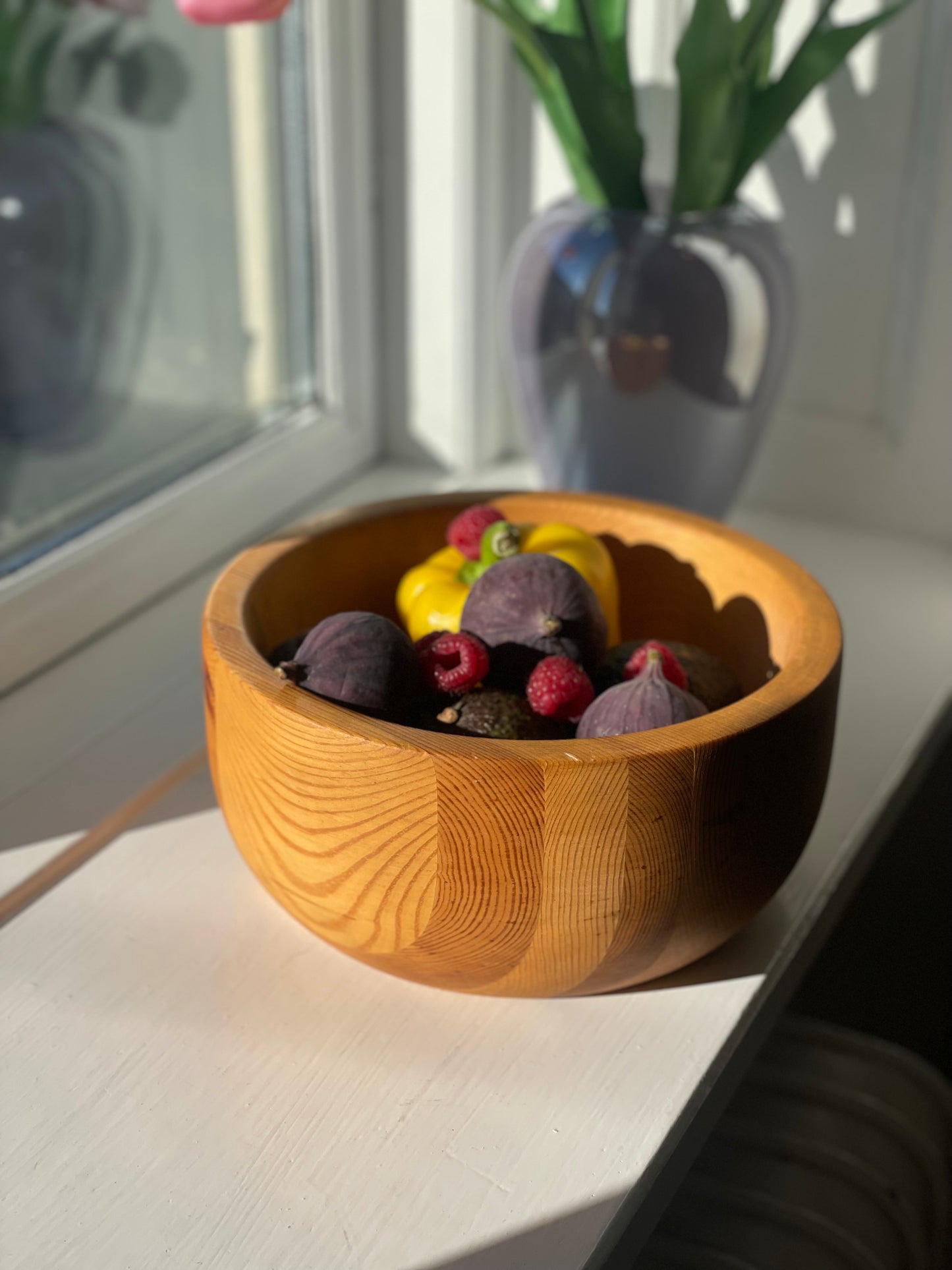 Pine wood bowl