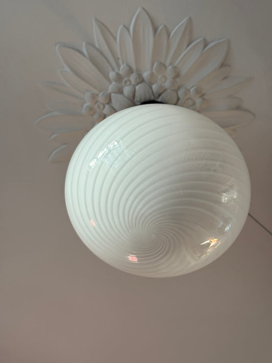 Vintage murano oval pendel 40cm hvid swirl