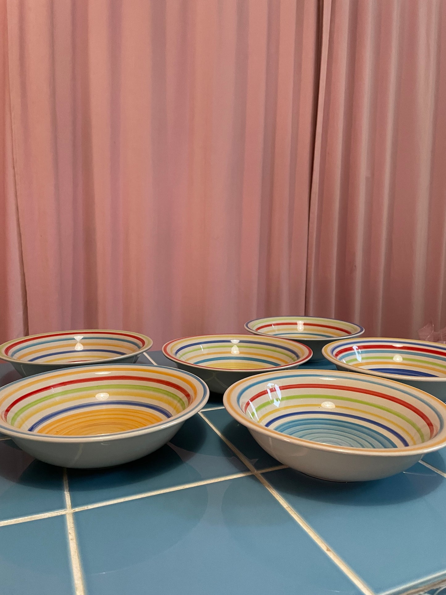 Colorful deep plates for 6 people
