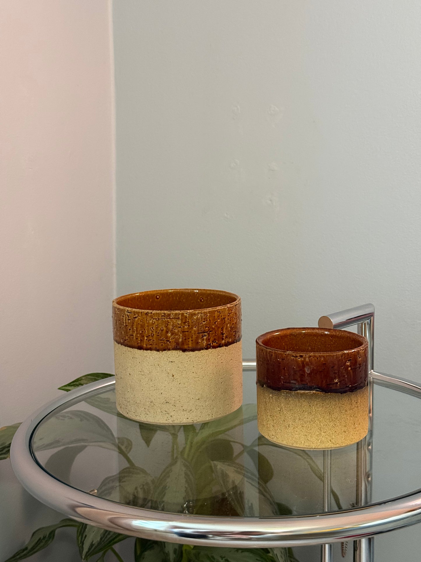 Sæt af to West Germany potter