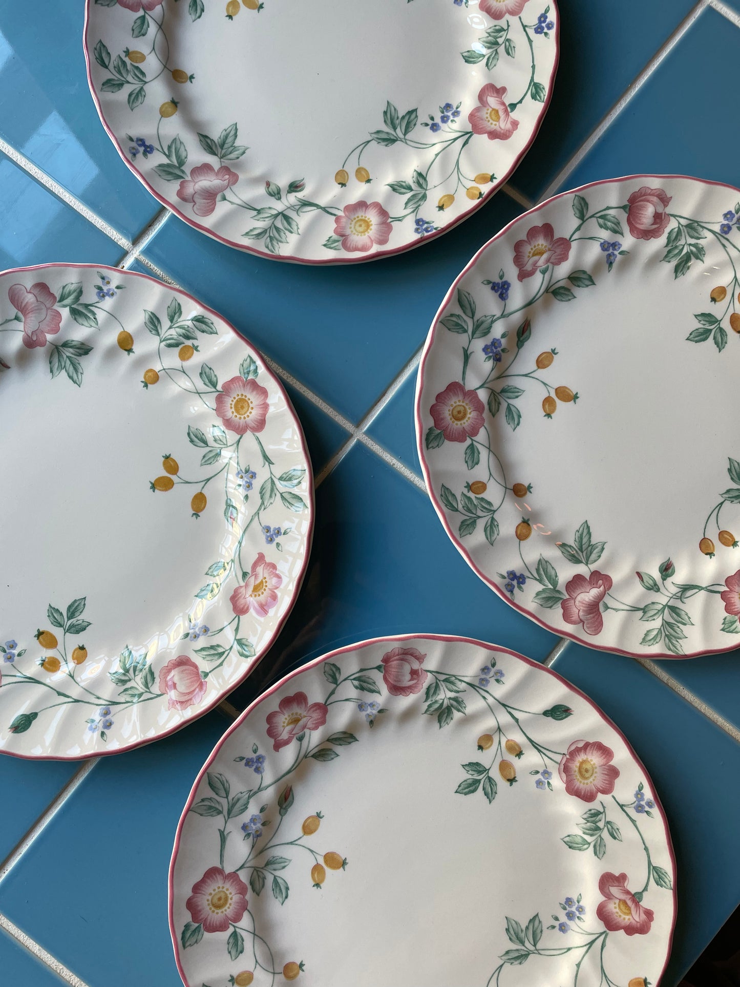 Churchill flowered dinner plates