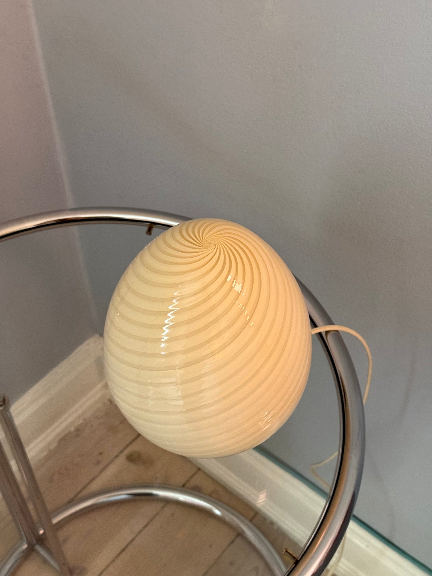 Vintage Vetri Murano gul æg bordlampe