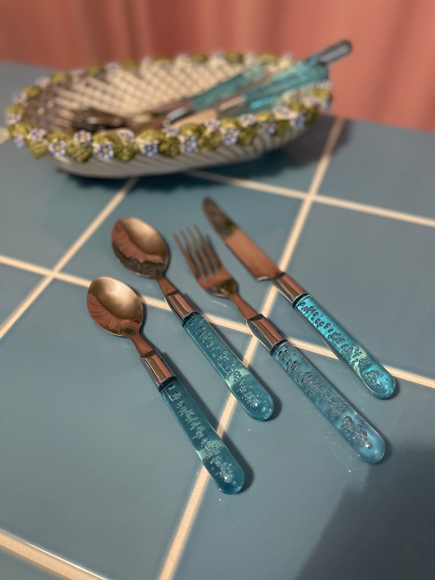 Bubble cutlery for 6 - light blue plastic