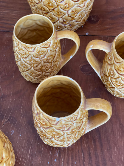 Pineapple set with cups and jug
