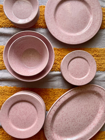 Sæt af lyserødt italiensk keramik