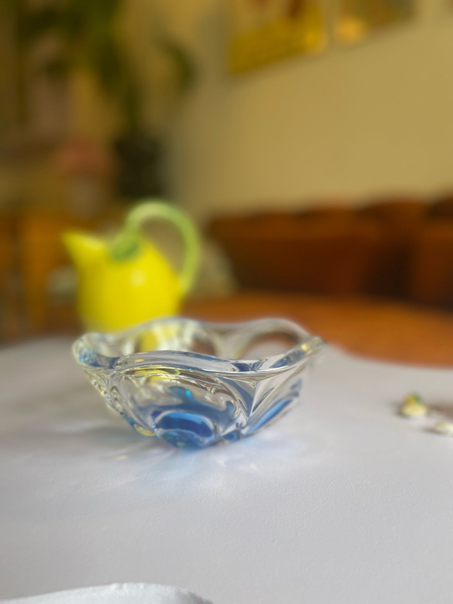 Glasskål med blå femkløver