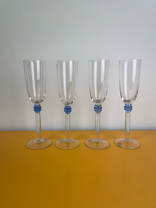 4 Champagneglas med blå detalje