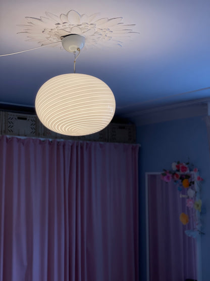 Hvid oval swirl vintage murano loftlampe 40cm