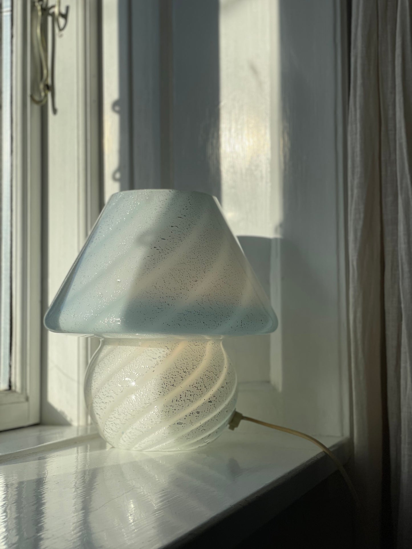 Vintage Murano mushroom blå bordlampe med sølvglimmer
