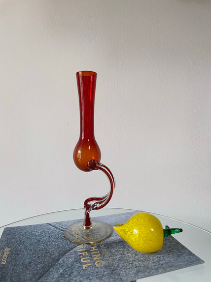 Finurlig kolbevase