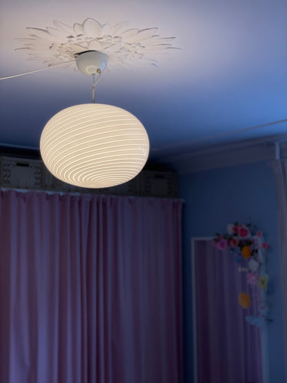 Hvid oval swirl vintage murano loftlampe 40cm